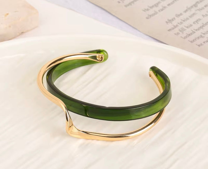 Twisted Resin & Gold Cuff Bracelet