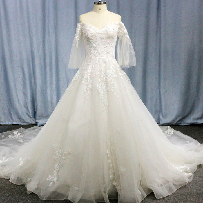 V-Neck Half-Sleeve Tulle Lace Ball Gown Wedding Dress - Rosymae